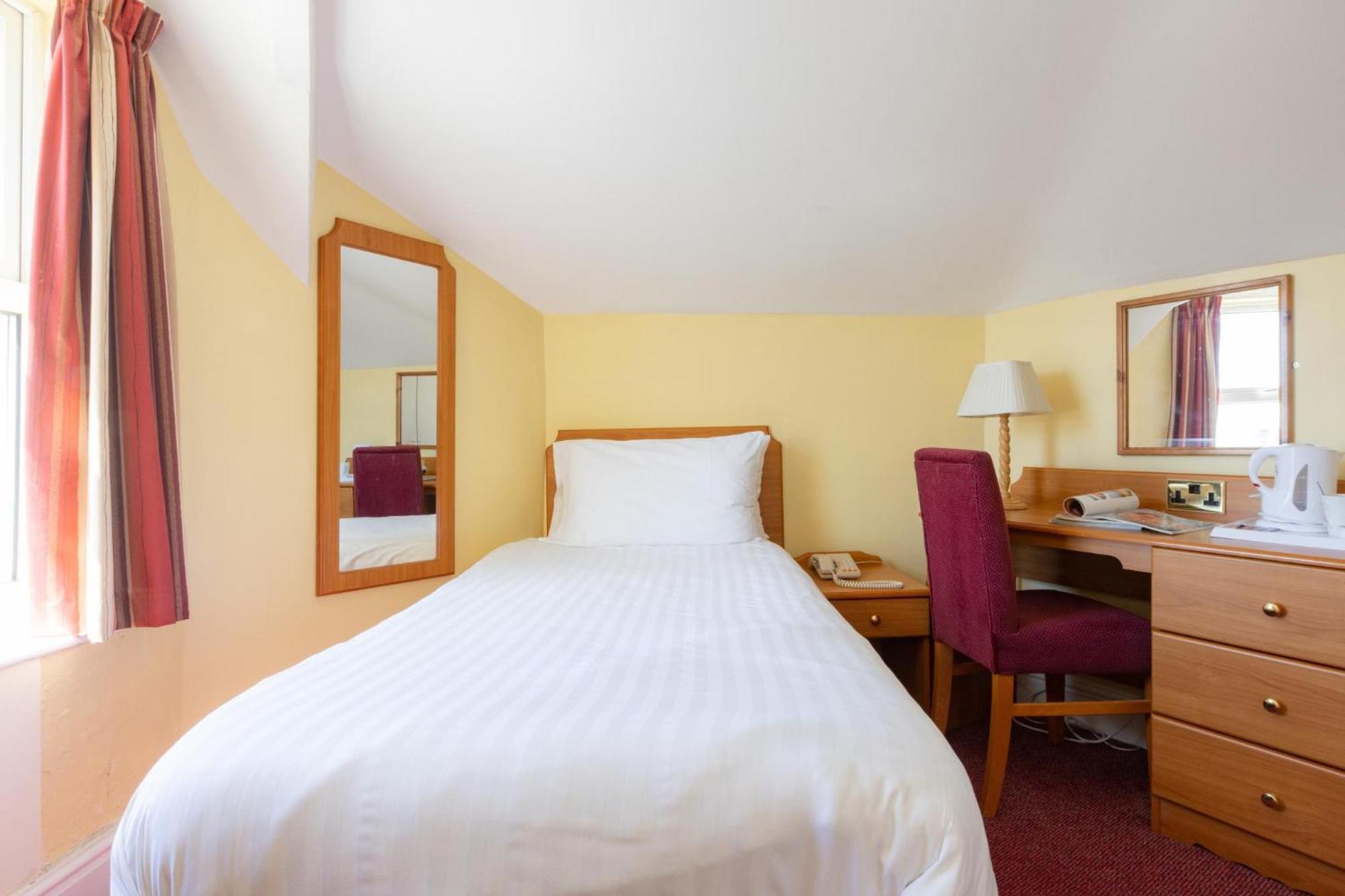 The Seafront Hotel By Compass Hospitality Llandudno Exterior foto