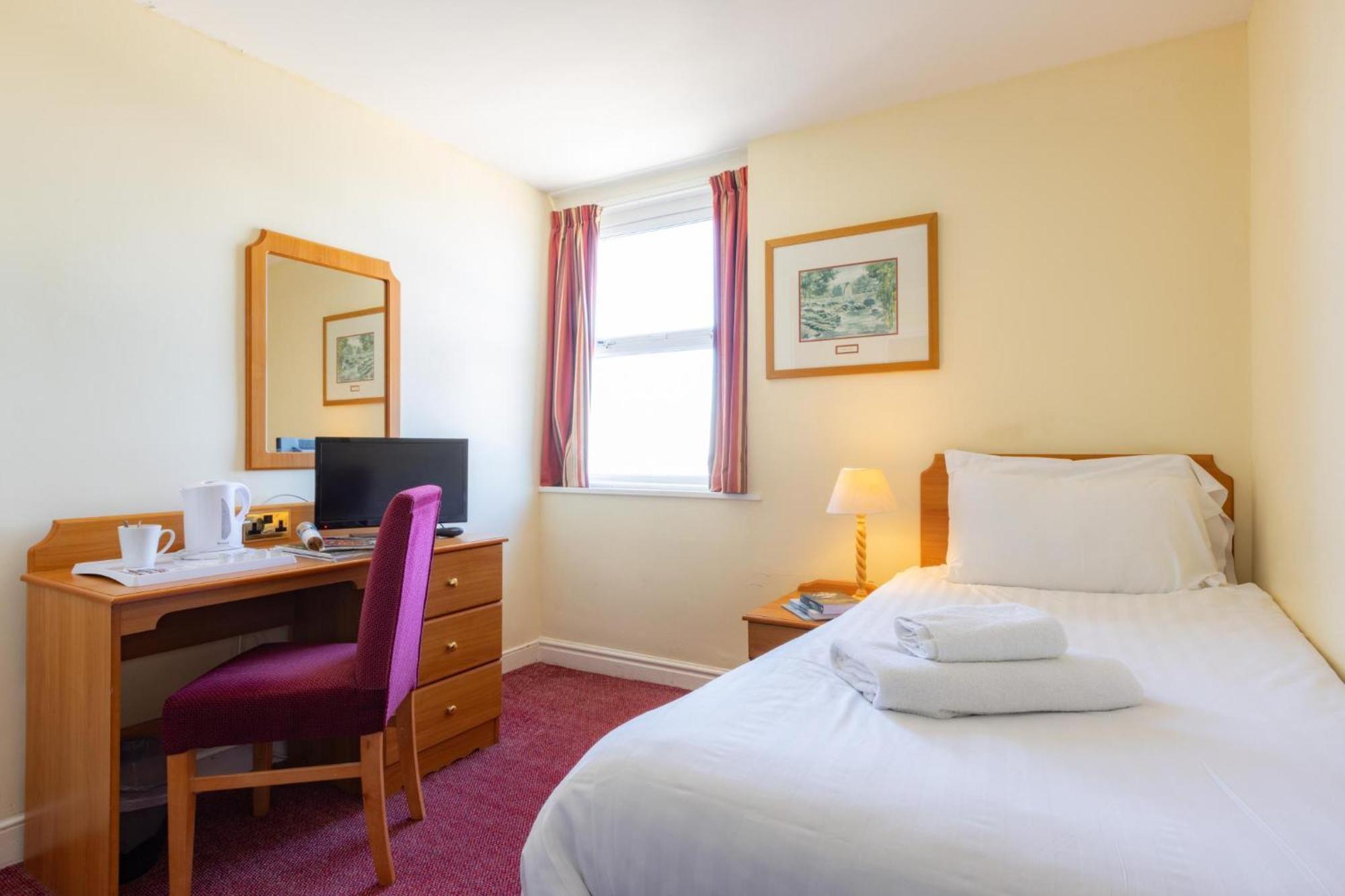 The Seafront Hotel By Compass Hospitality Llandudno Exterior foto